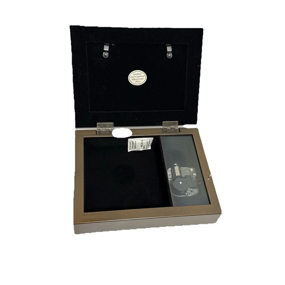 The Unbranded Brand photo frame